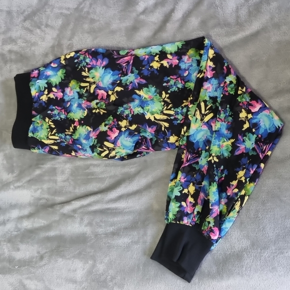 Lorna Jane Black Premium - Picture 13 of 13